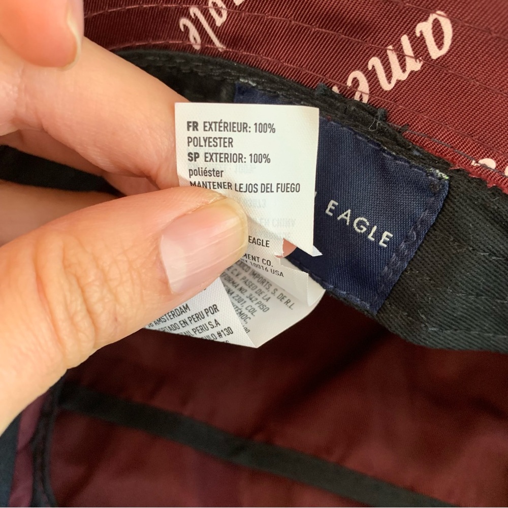 Burgundy American Eagle bucket hat all over print 90s vibes - Picture 4 of 5